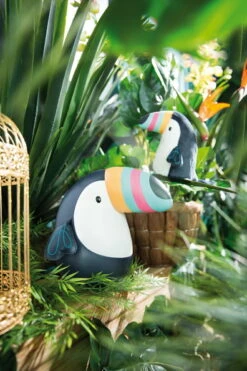Nici 45164 Tukan Ca 20cm Plüsch Kuscheltier Tropicano Toucan -Nici Store 45162 07 Milieu 396x594