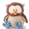 Nici 48078 Eule Oscar 35cm Mit Drehbarem Kopf Plüsch Kuscheltier The Owlsons -Nici Store 46092 01 HA Frei 1462x2048 1