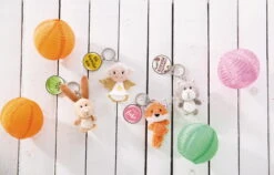 Nici 47538 Schlüsselanhänger Brauner Hase Plüsch 7cm Herz Symbol -Nici Store 47540 03 47528 47532 47530 Milieu vorl 2048x1306 5