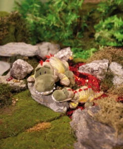 Nici 48814 Dinosaurier Fossily 35cm Liegend Plüsch Kuscheltier Dino GREEN -Nici Store 48811 12 48814 Milieu 1697x2048 2